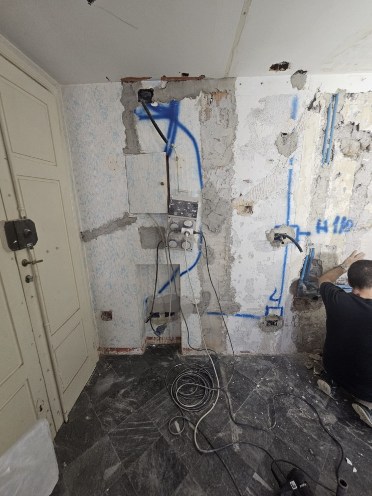 Ristrutturazione monolocale a Monti