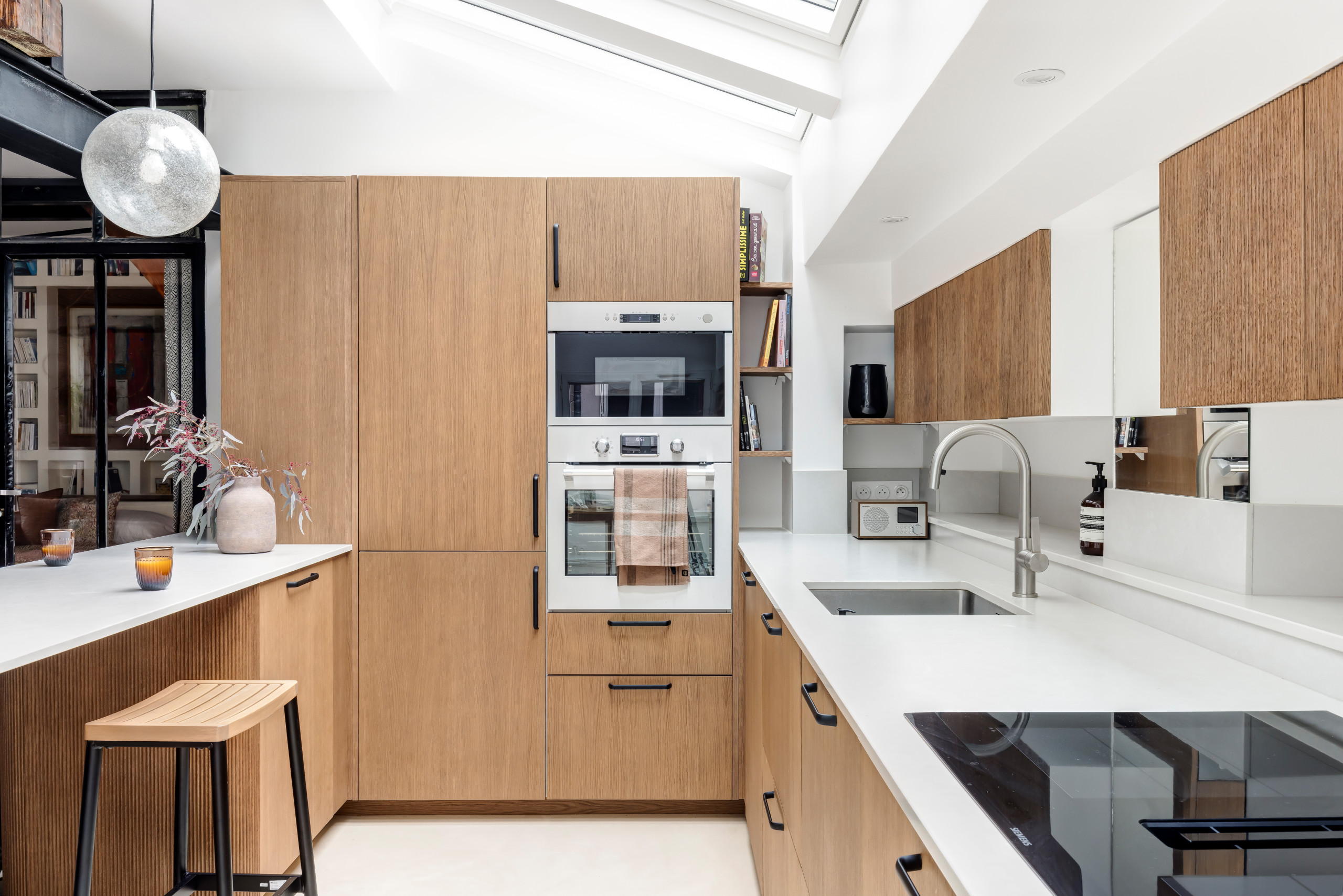 Une ancienne laverie industrielle réinventée - 92m2 à Belleville