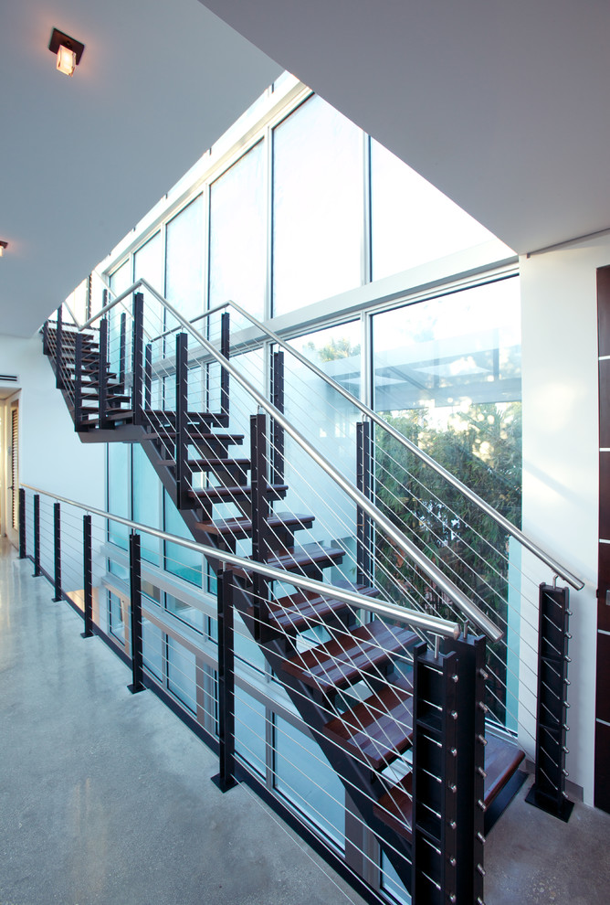 Inspiration for a modern staircase in Miami.