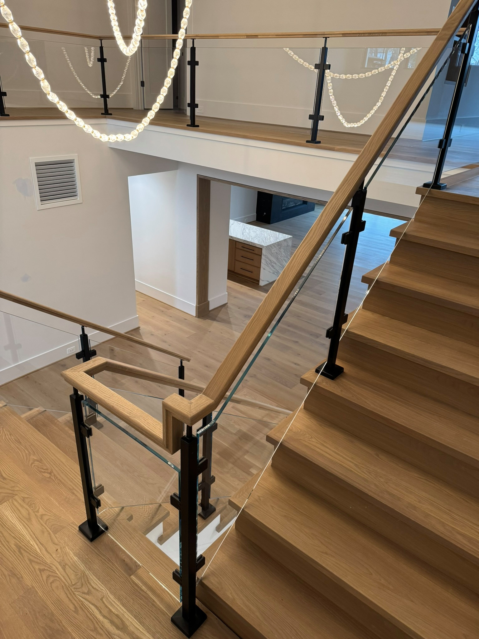 134_Modern White Oak Stair with Glass Balustrade, Vienna, VA 22180