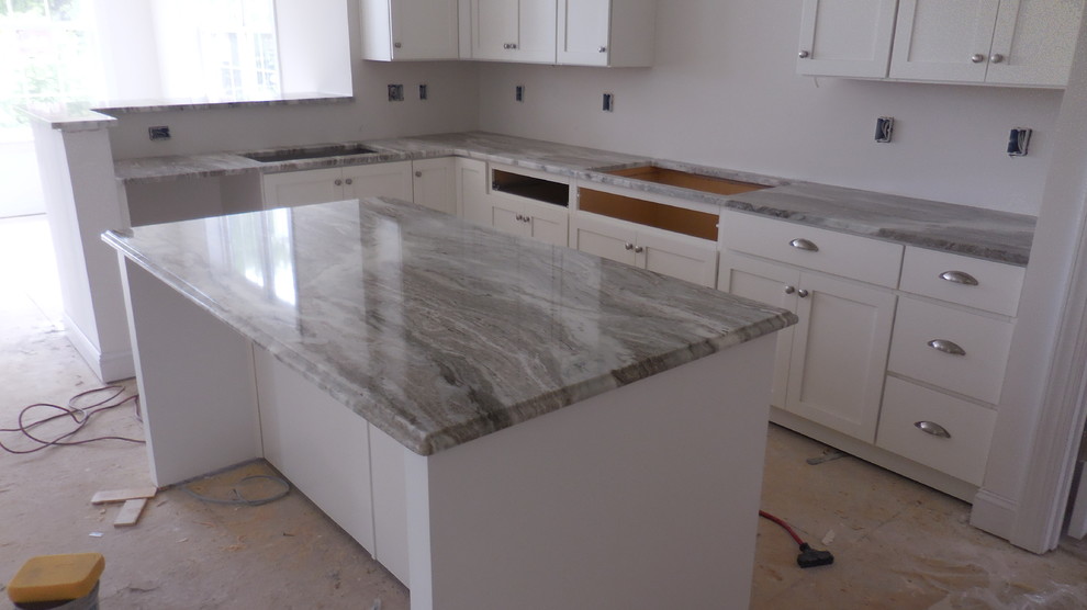 Transitional kitchen photo in Baltimore