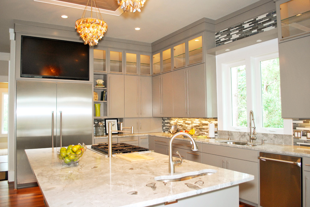 Beach style kitchen in Charleston with stainless steel appliances.