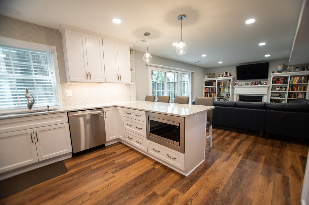 Inspiration for a transitional kitchen remodel in Baltimore