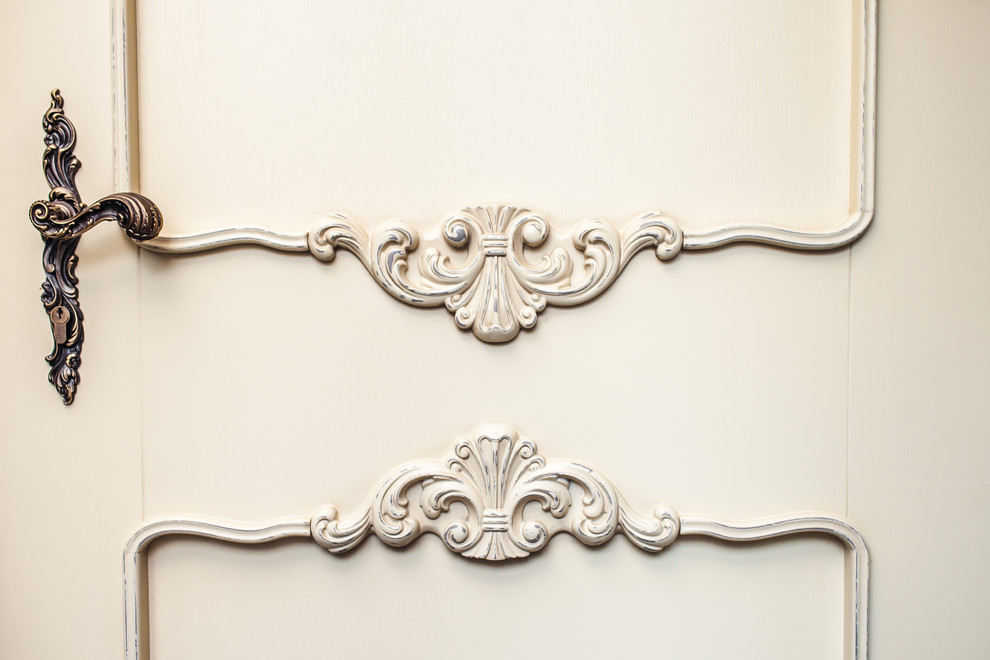 Двери и деревяные понели буазери для магазина