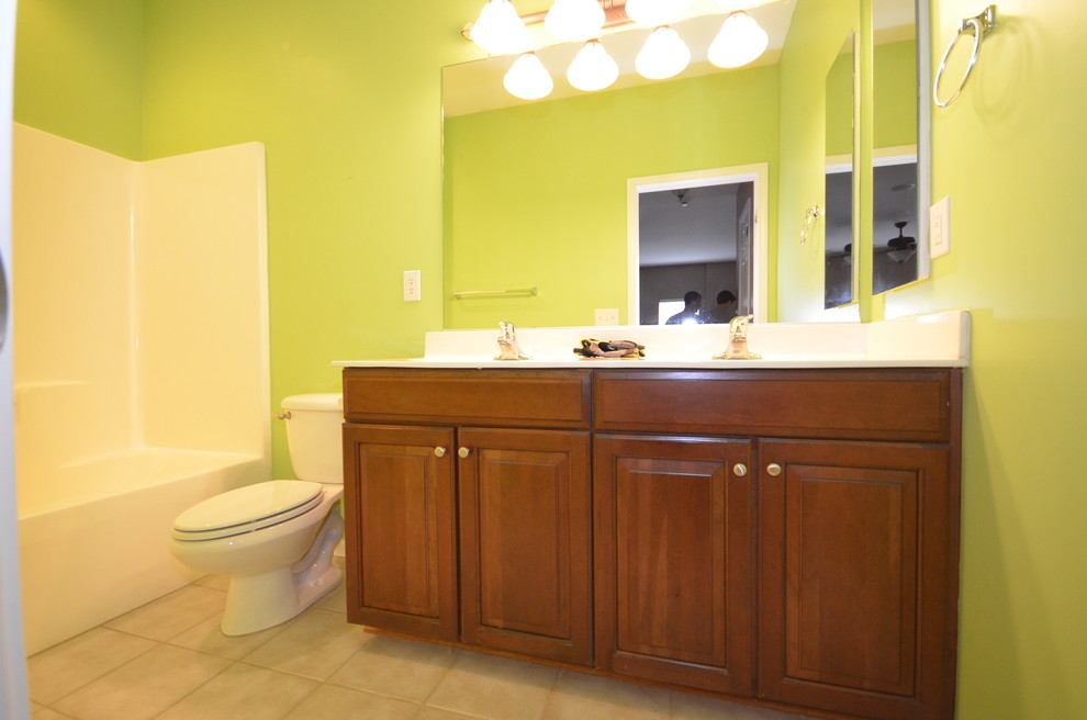 Lynn & Marty's Guest Bath