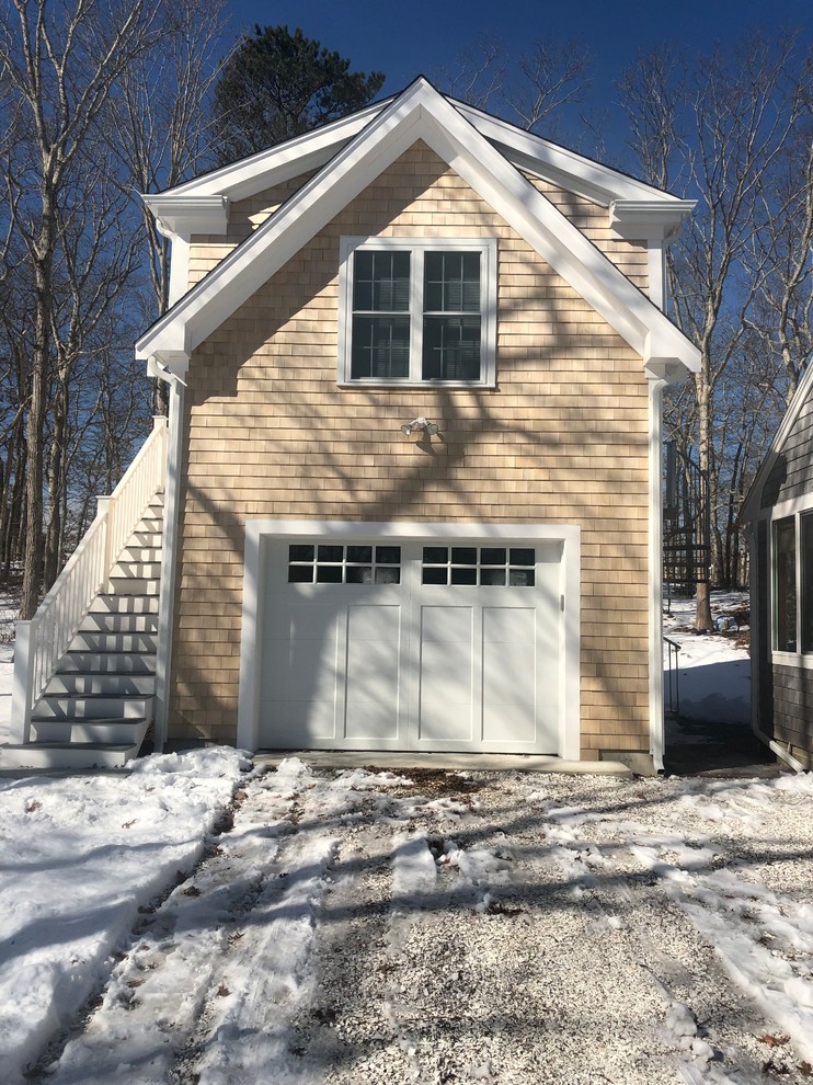 Garage with Apartment