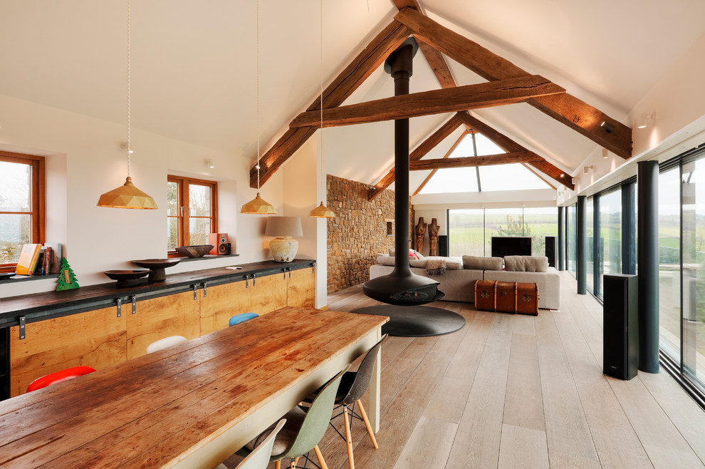 Inspiration for a contemporary dining room in Devon.