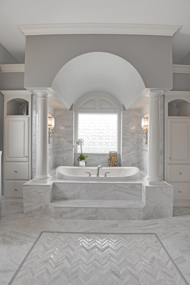 Lions Gate Horton Dr