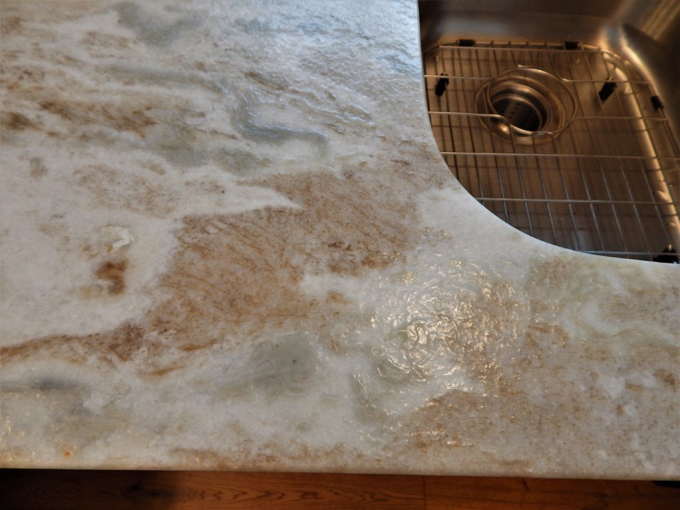 Transitional home design photo in Seattle