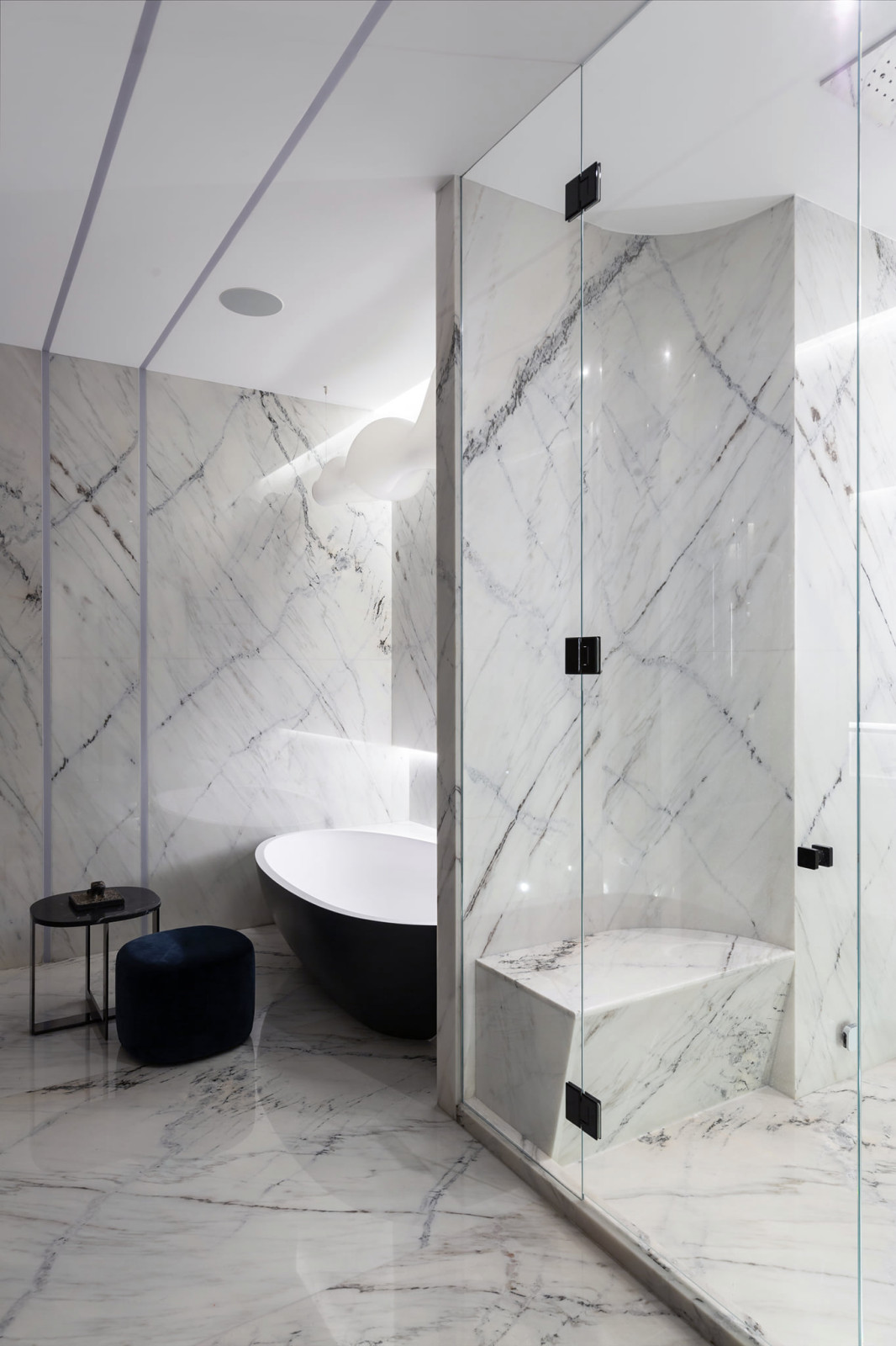 Душевая кабина/ванная комната