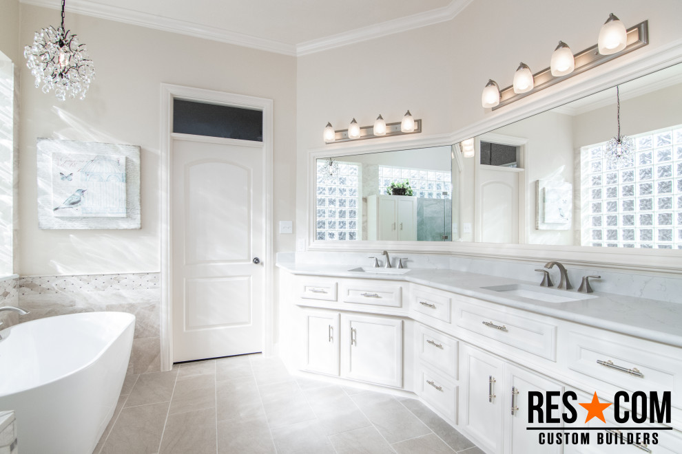 Champions Cove - Master Bathroom Renovation