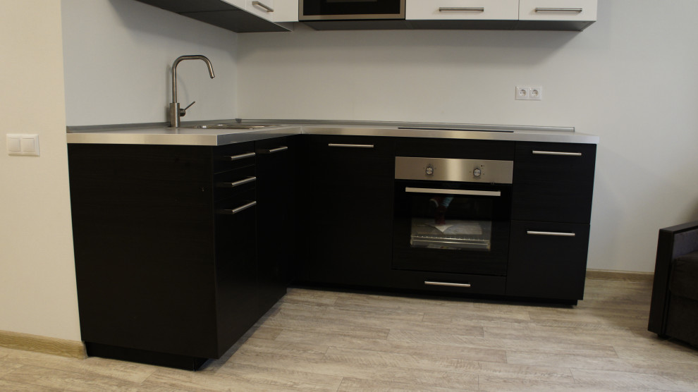 Максим Известинская