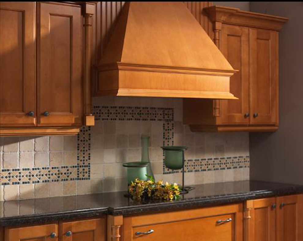 Inspiration for a transitional kitchen remodel in Toronto
