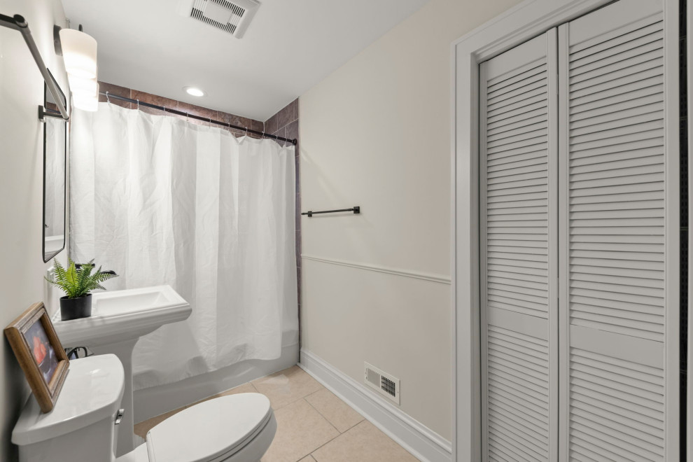 Glen Ellyn Duplex Renovation