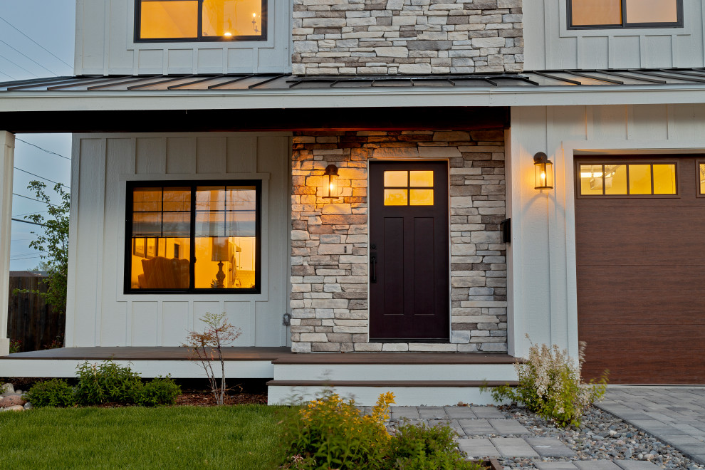 Home design - transitional home design idea