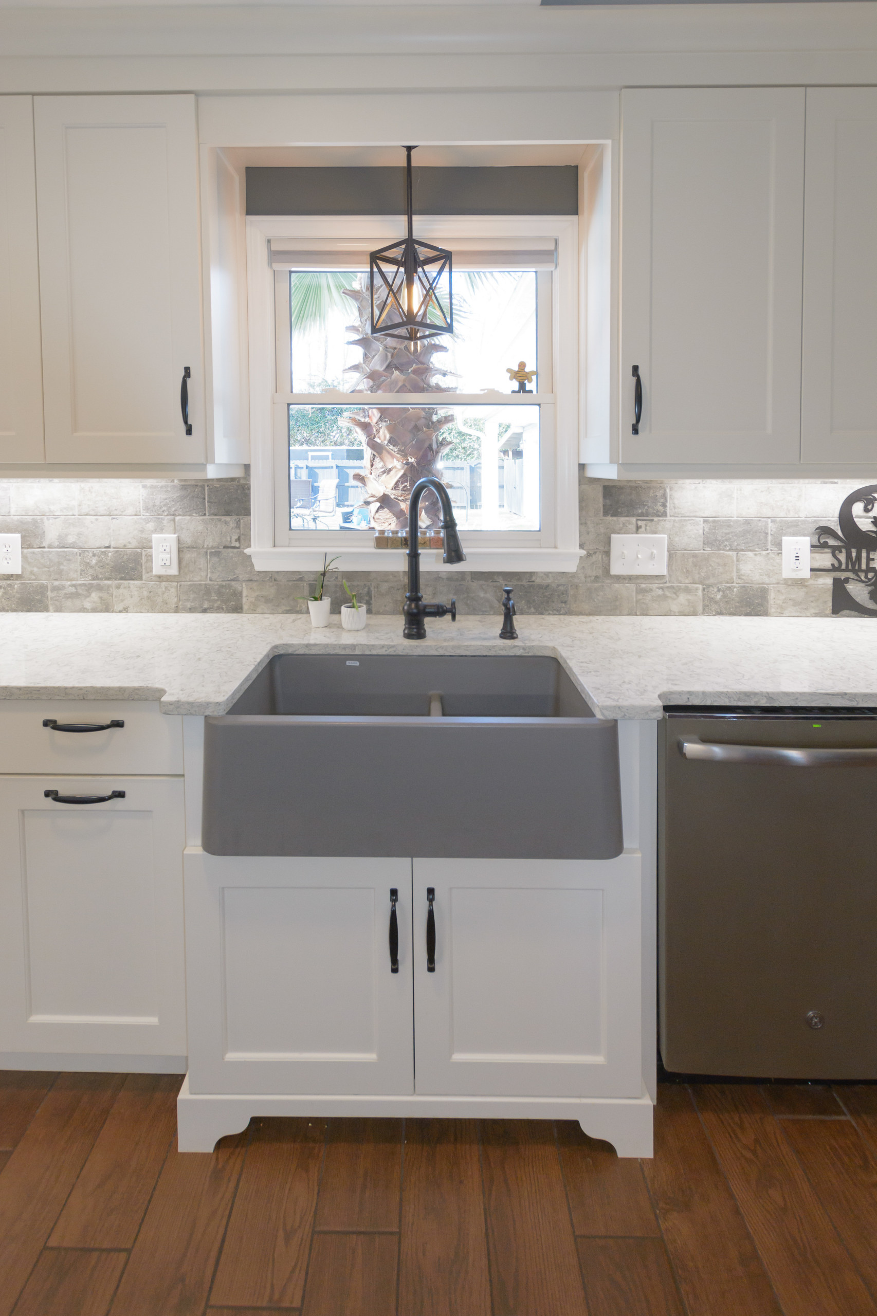 Myrtle Beach classic white kitchen