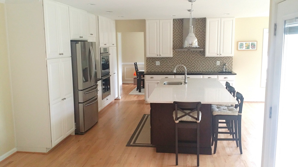 Tiled Backsplash - Kitchens