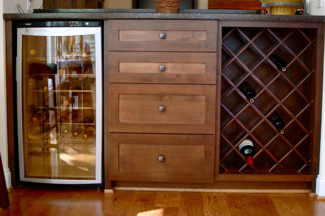 Large scale renovation and addition classico-cucina