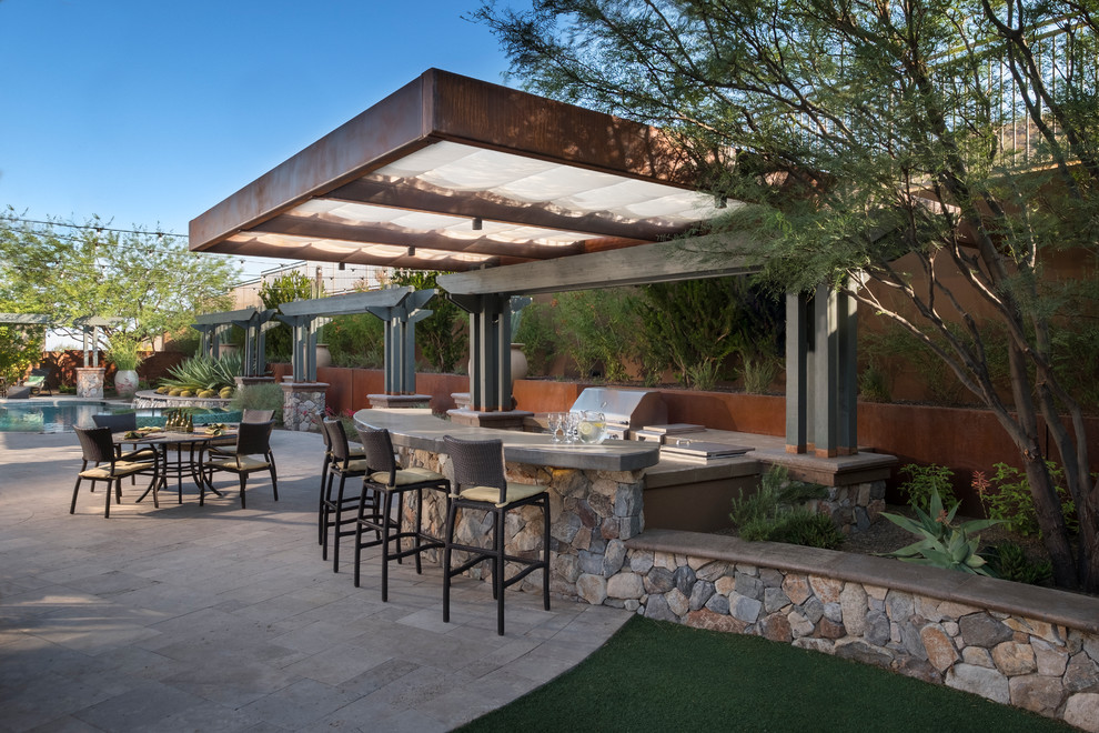 Inspiration for a transitional patio in Phoenix.