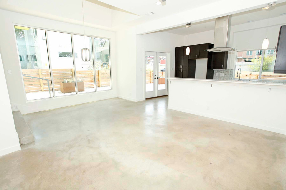 Inspiration for a transitional home design remodel in Austin