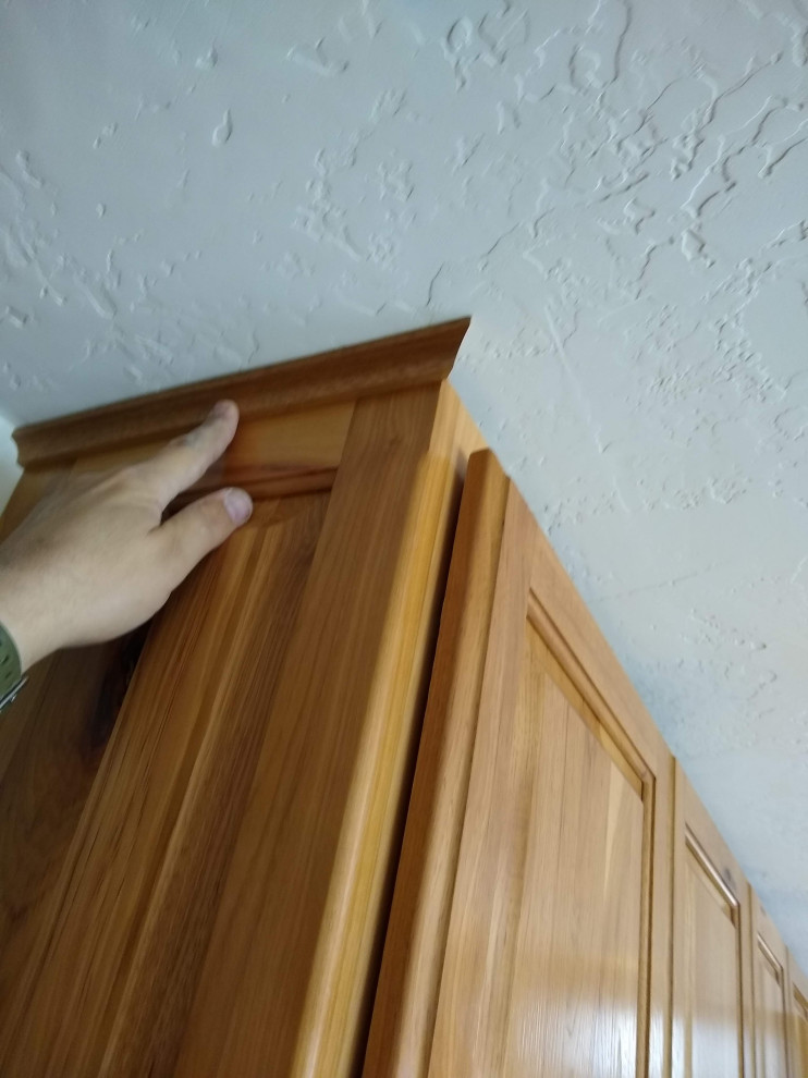 Kitchen Hickory