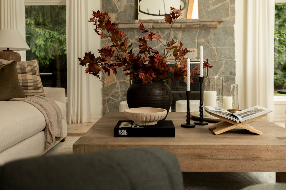 Hillside Hideaway Living