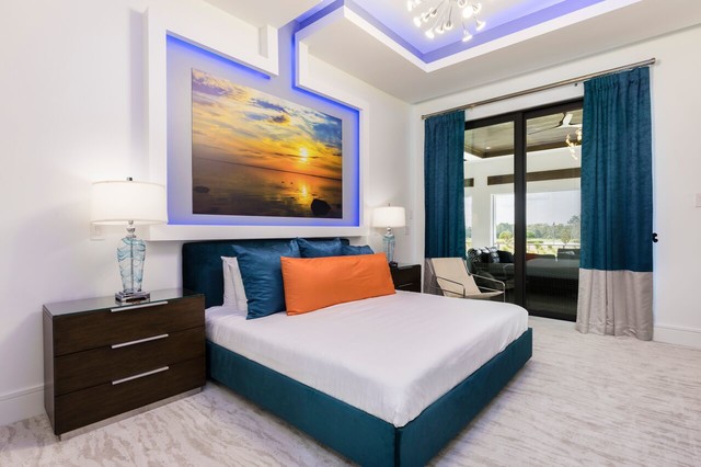 Trendy home design photo in Orlando