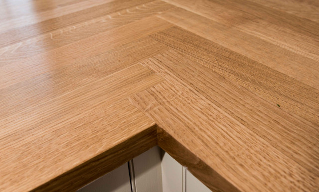 Cherry tree turned into kitchen klassisk-koek