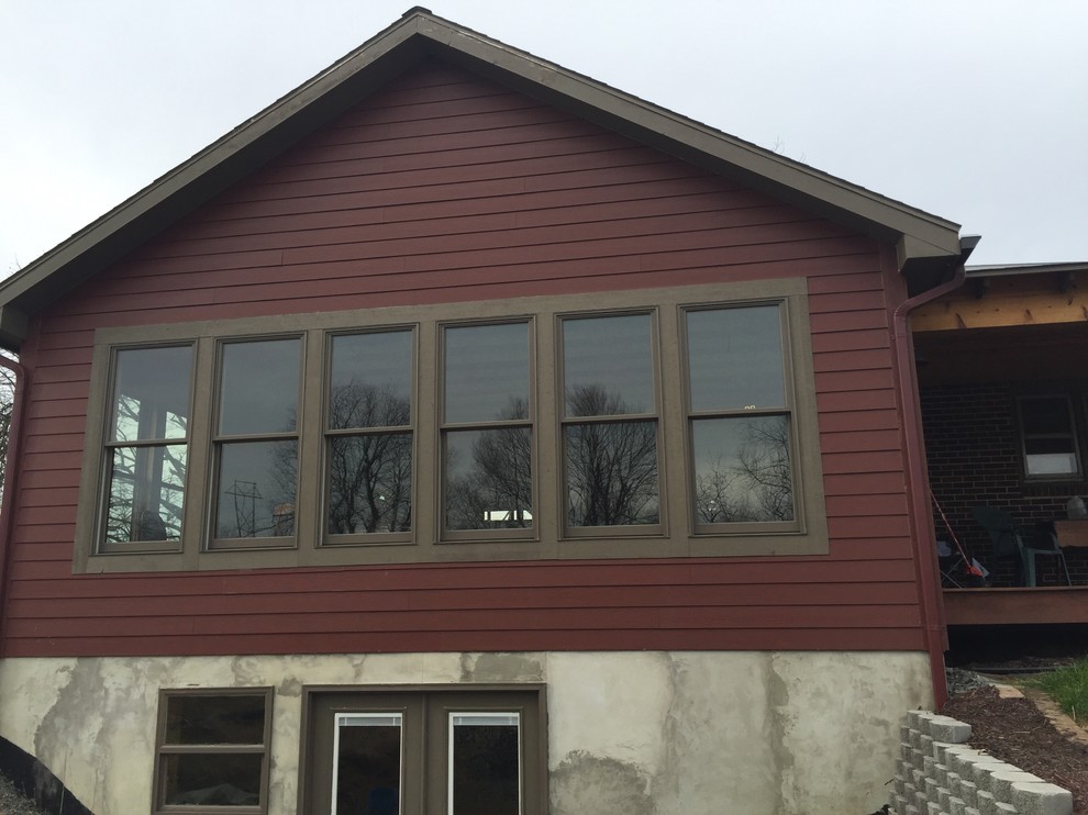 Exterior flood light placement