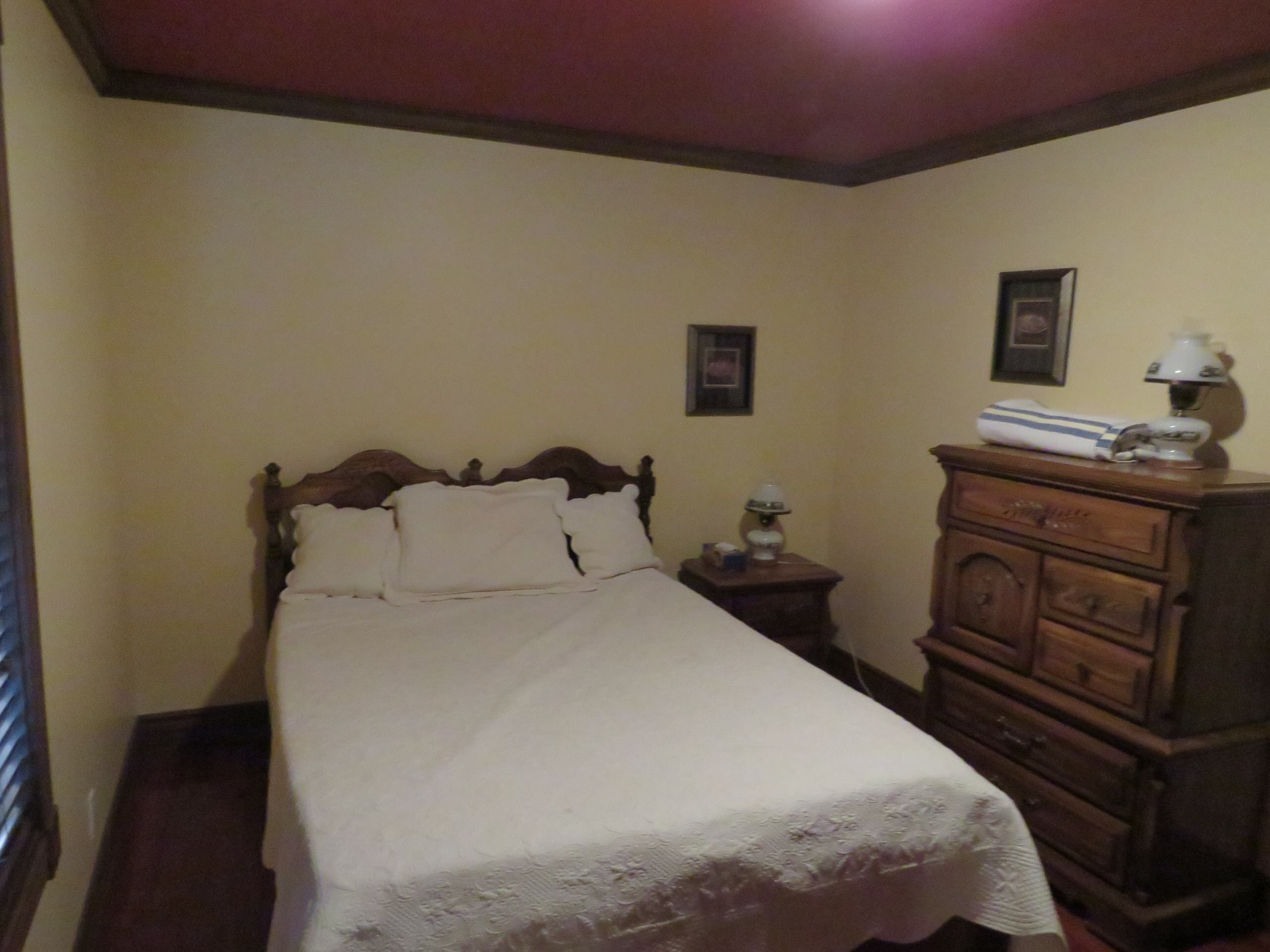 Guest Suite Refresh - BEFORE