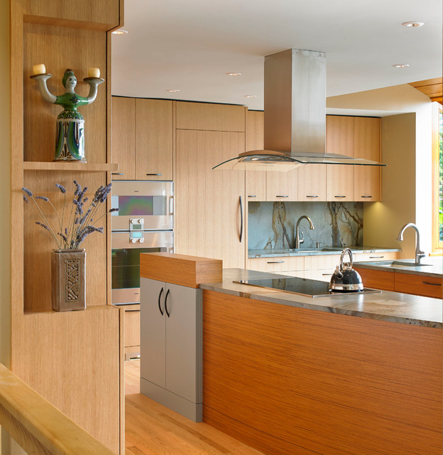 Sea to Sky modern-kitchen
