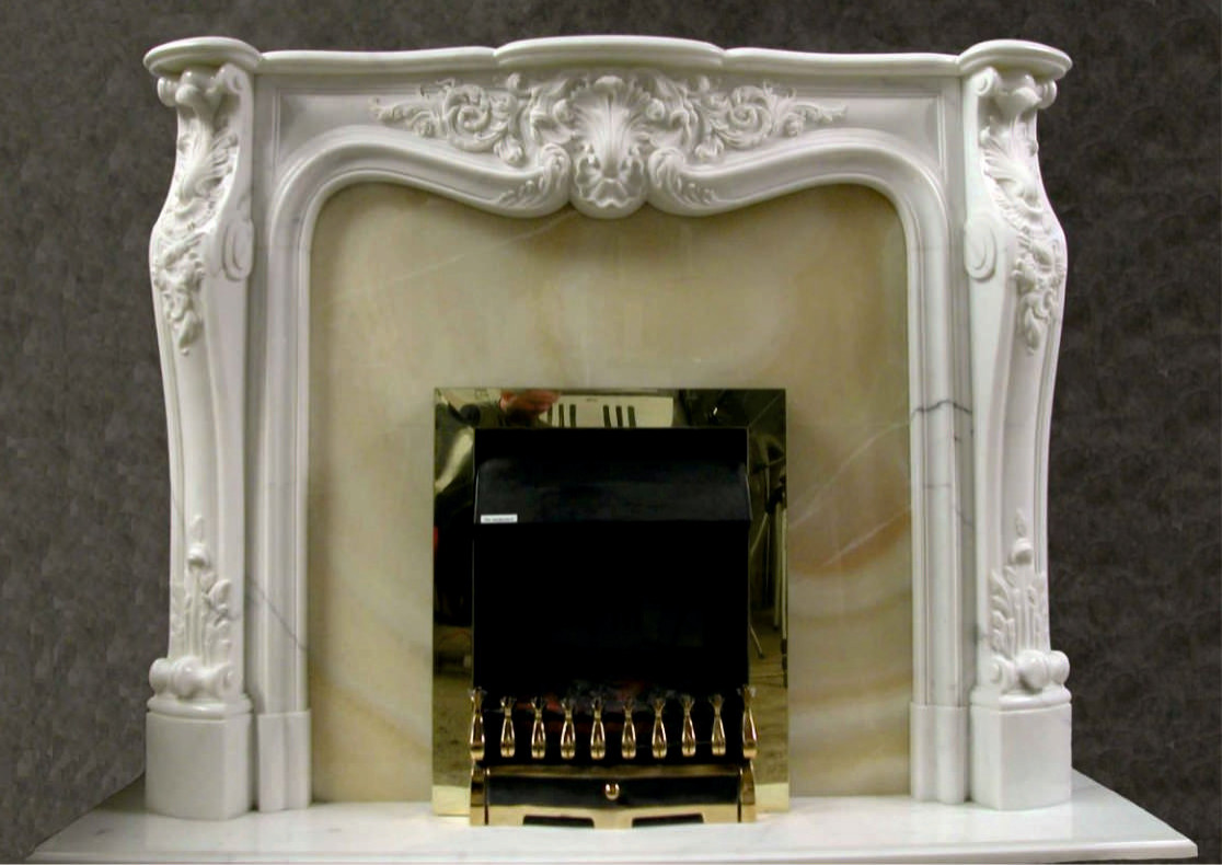 Модель камина Амадеус в различных вариациях