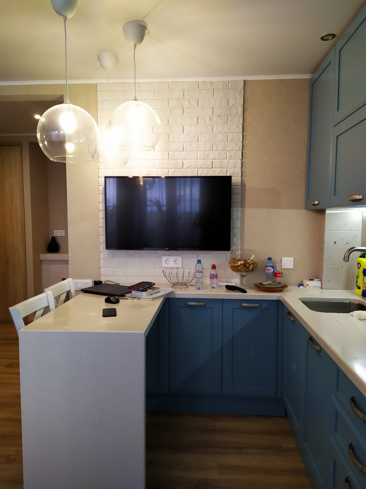 Квартира для семьи с двумя девочками.