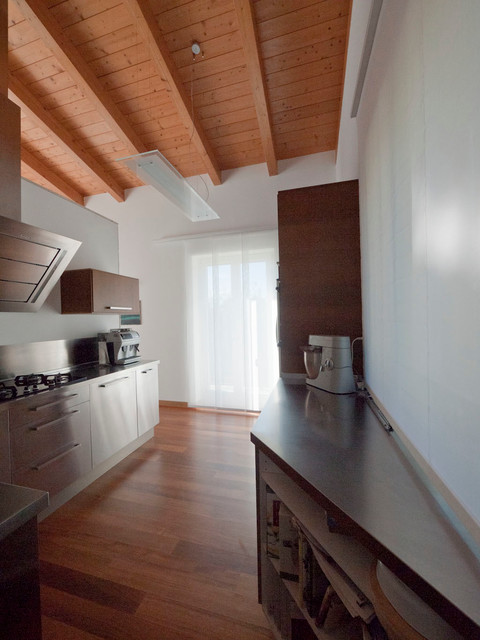 Modern steel kitchen modern-kitchen