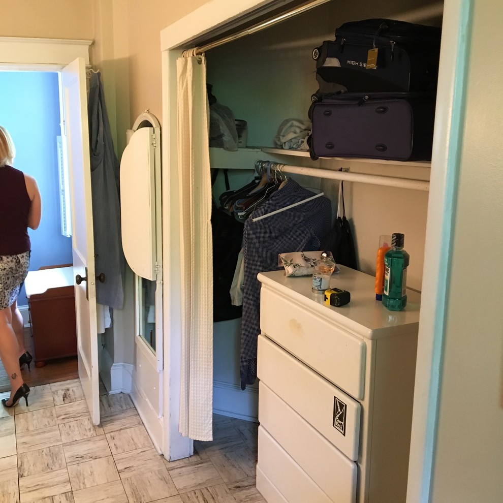 Example of a transitional bathroom design in DC Metro