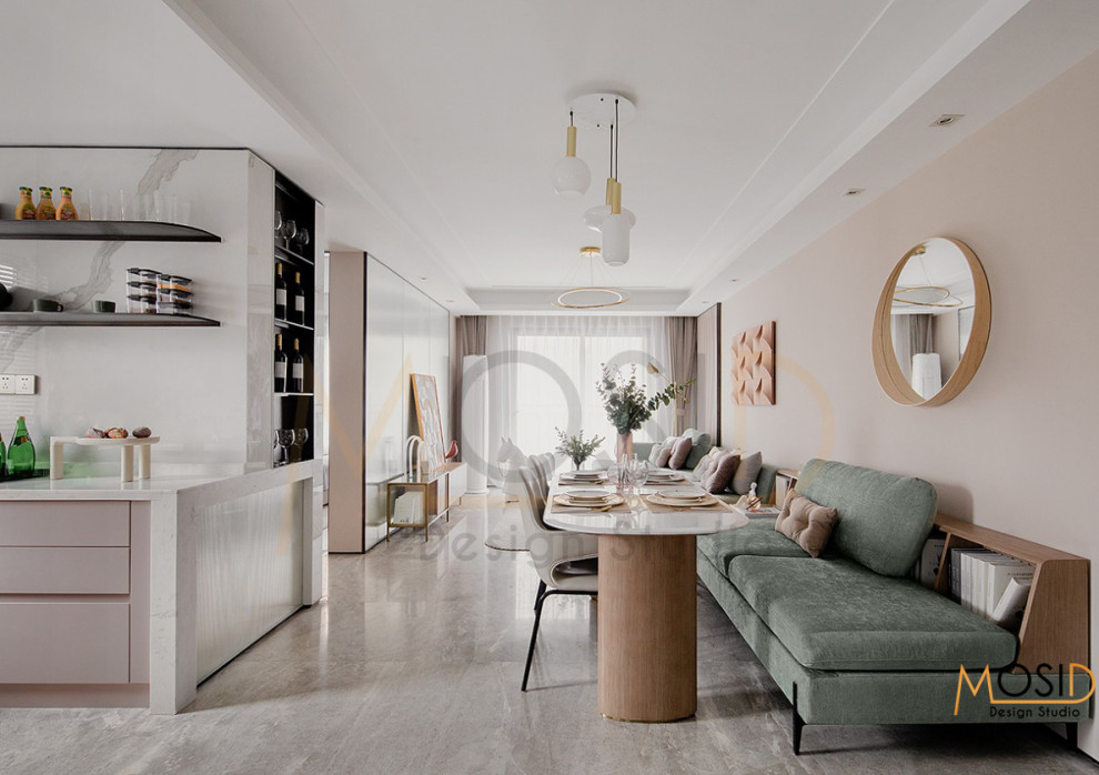 Идея дизайна: кухня-столовая среднего размера в стиле модернизм с розовыми стенами, мраморным полом, бежевым полом и многоуровневым потолком без камина