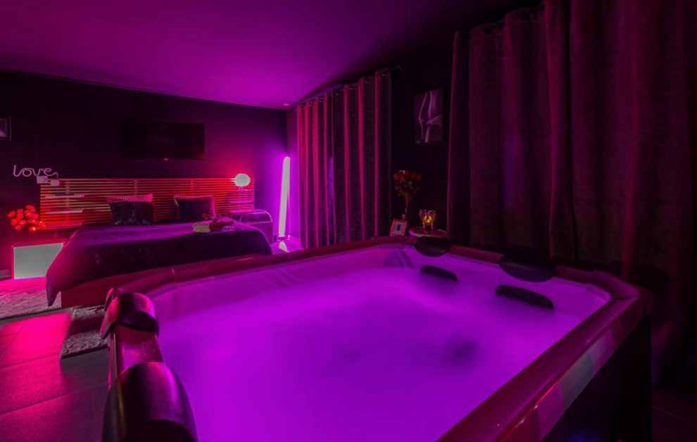Love room