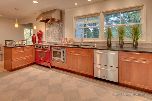 West Hills kitchen remodel in Portland - Contemporary  