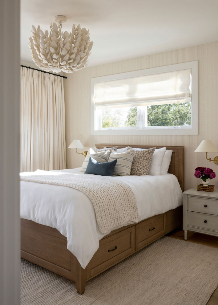 Beach style bedroom photo in Sacramento