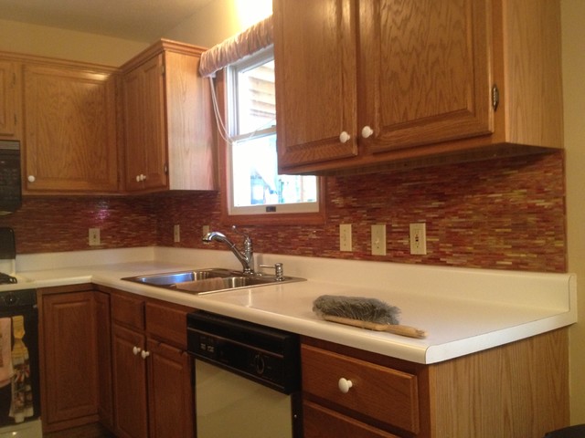 Backsplash traditional-kitchen