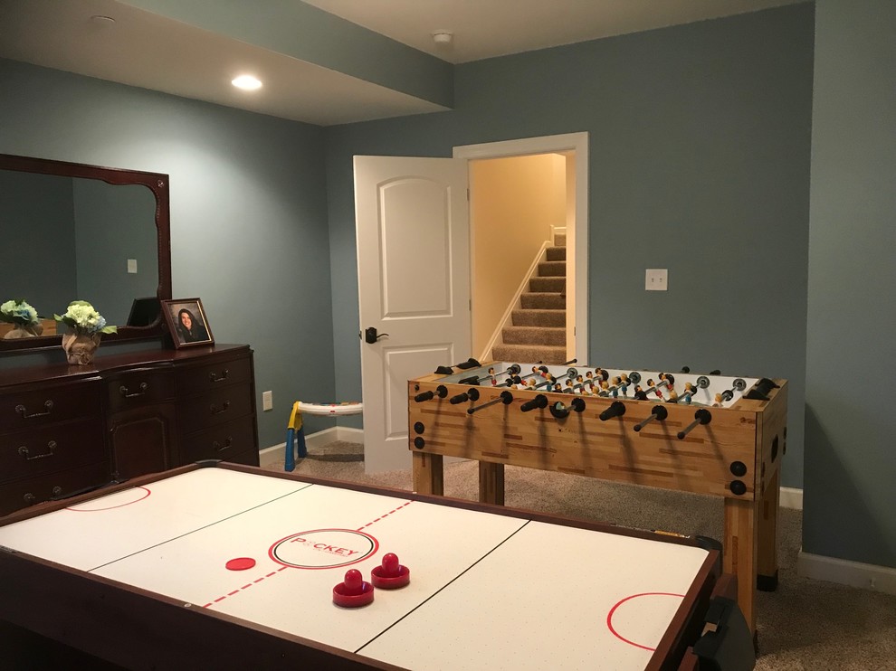 Finished Basement Bedroom-Playroom w/recessed lights & ceiling fan