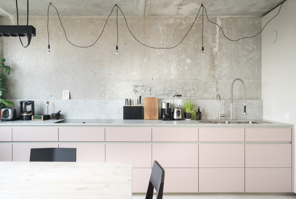 Inspiration for a modern kitchen in Berlin.