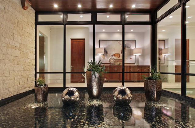 Galatea contemporary-garden