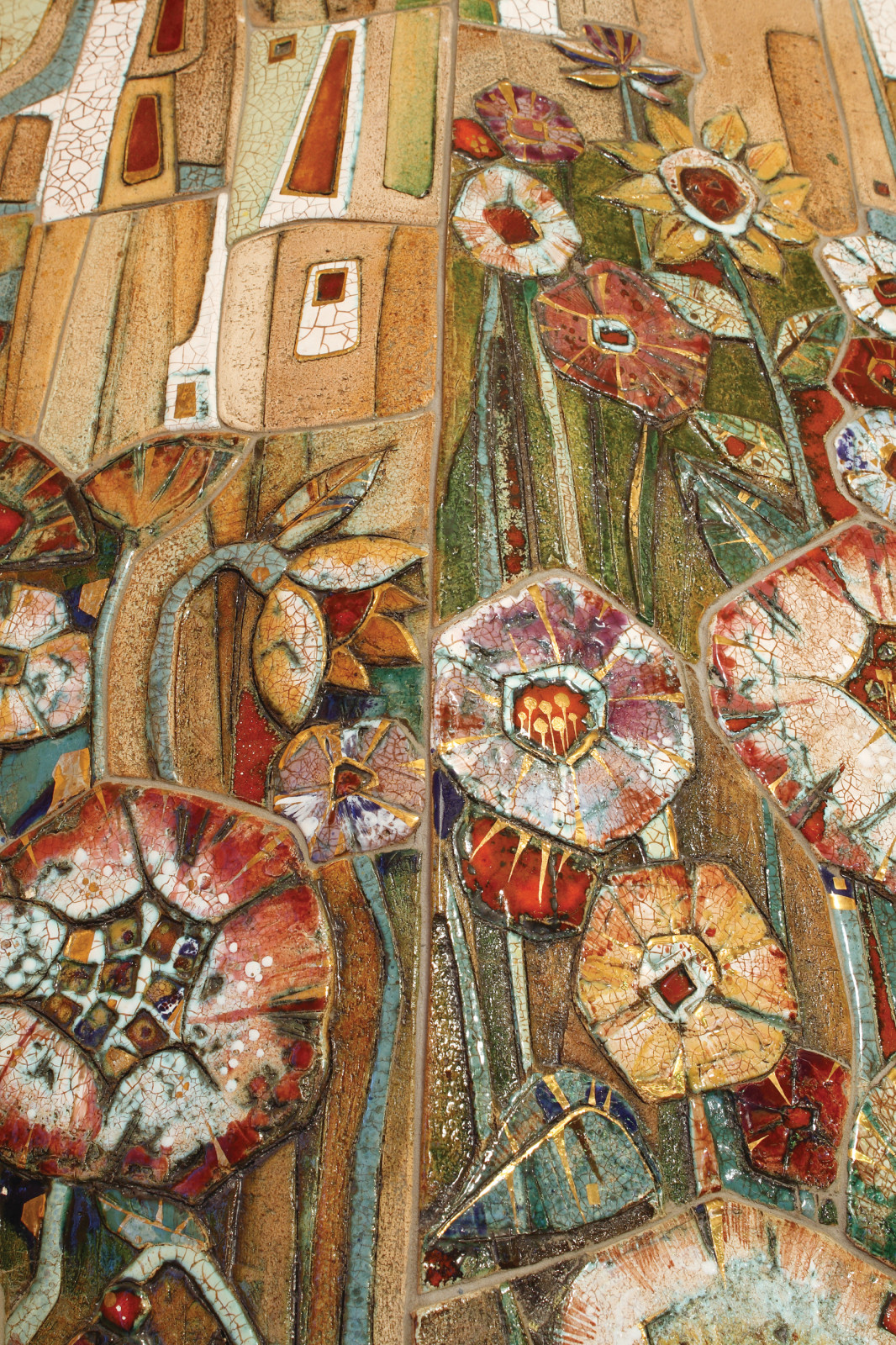 Отделка камина «Цветочная поляна»