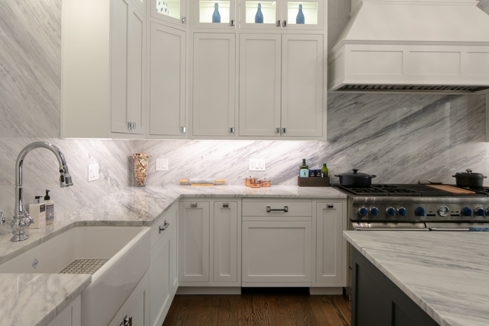 Inspiration for a transitional kitchen remodel in Cincinnati