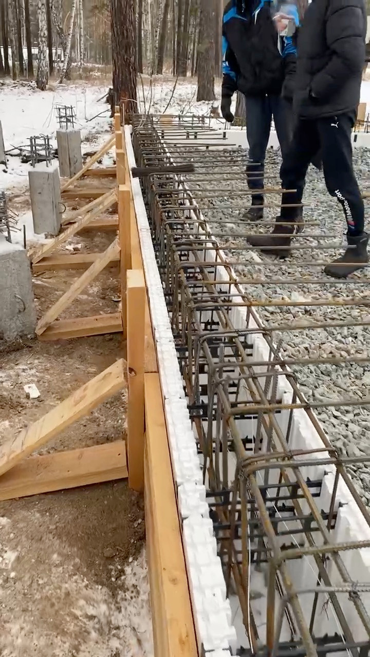 6064733083851043216.mp4