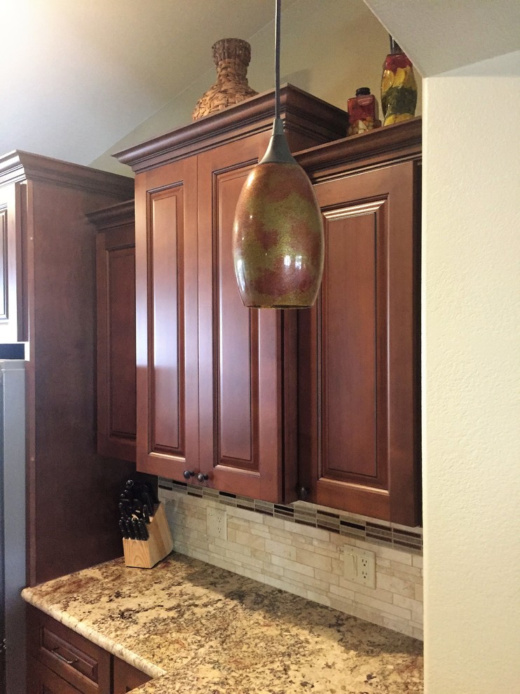 Inspiration for a transitional kitchen remodel in Phoenix
