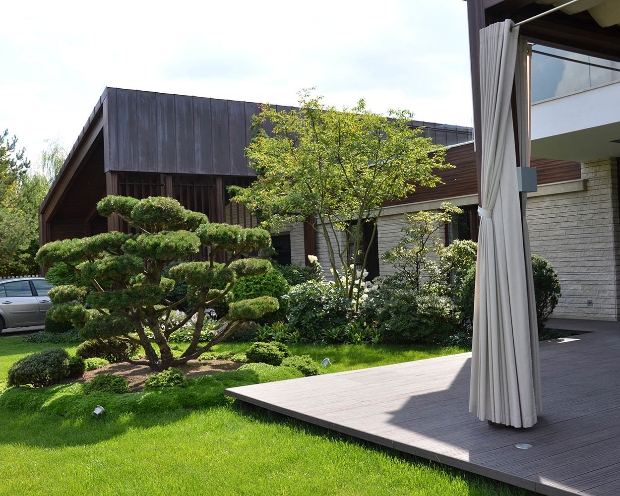 Современный сад в КП "Бенилюкс" вилла 2