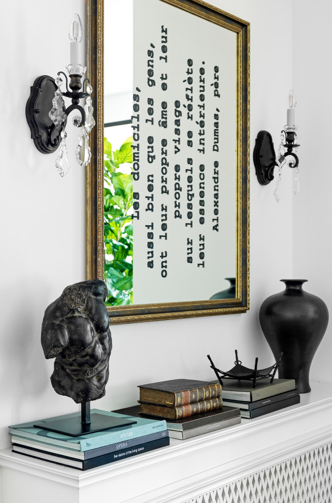 Двухуровневая квартира с мансардой во французском стиле