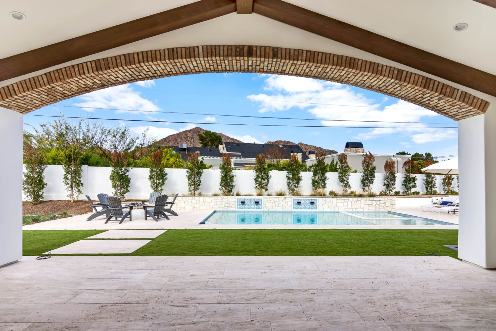Home design - transitional home design idea in Phoenix